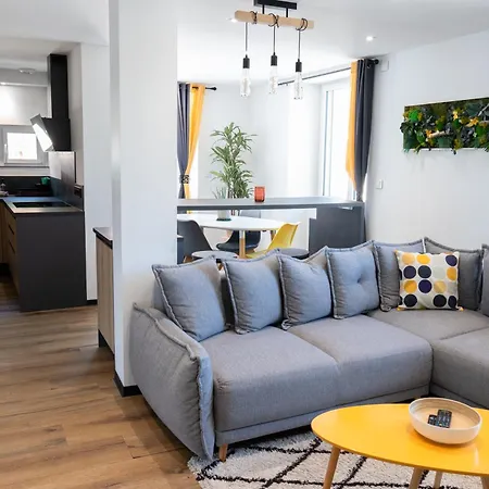 Centre De Apartment Sisteron